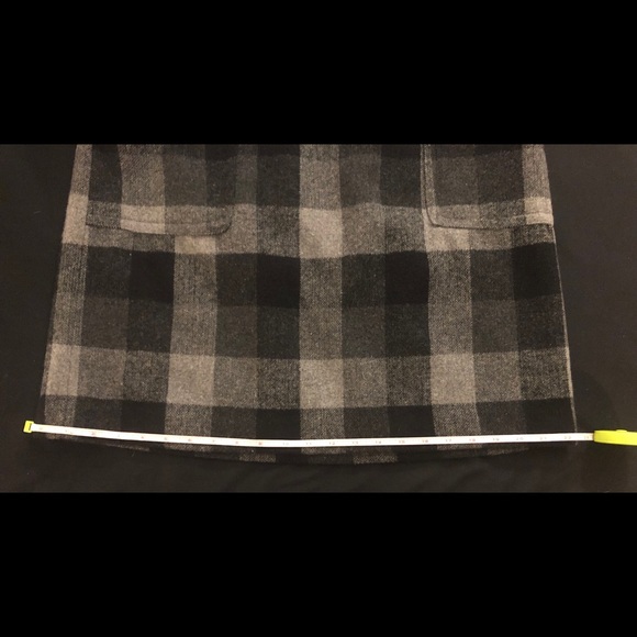 ⬇️ Liz Claiborne business casual plaid skirt - Picture 5 of 7